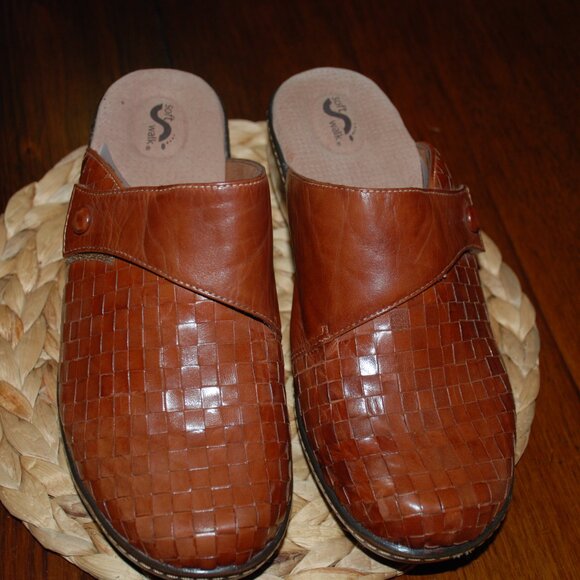 Brand New Softwalk Clogs - Picture 2 of 5